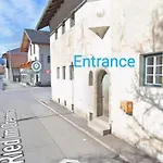 A Cozy Little Flat In Ried