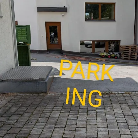 A Cozy Little Flat In Ried Apartmán