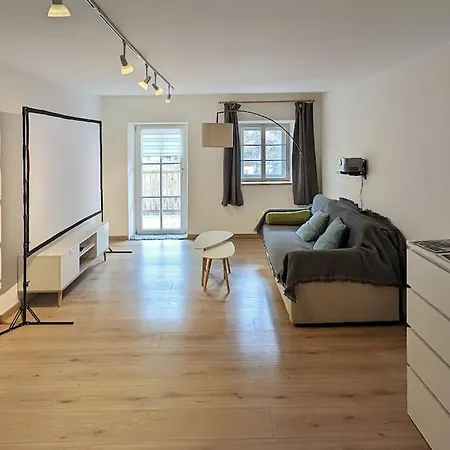 A Cozy Little Flat In Ried * Ried im Oberinntal